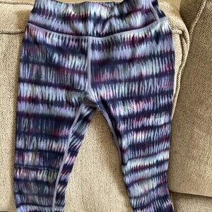 Athleta (girls) high rise Chit Chat Capri leggings